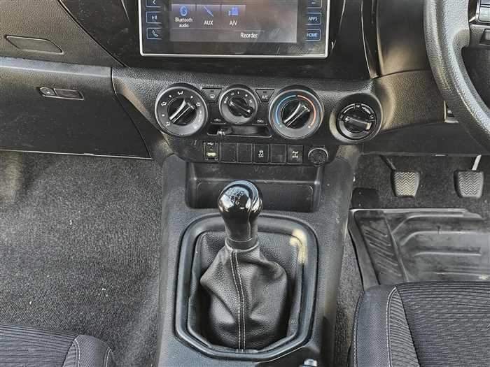Toyota Hilux 2016 - Image 14