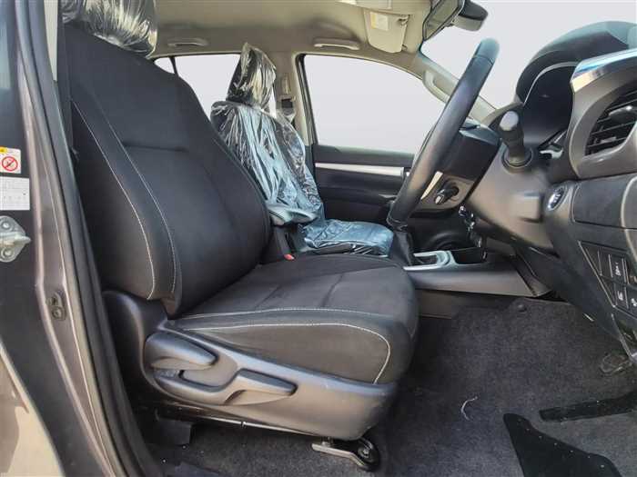 Toyota Hilux 2017 - Image 15