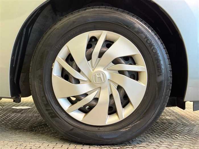 2015 Honda Fit 13G F Package - Image 15