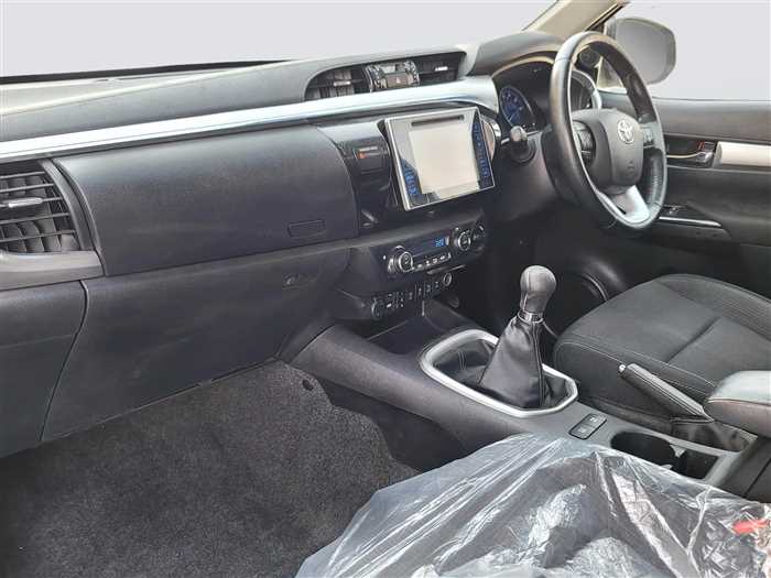 Toyota Hilux 2017 - Image 16