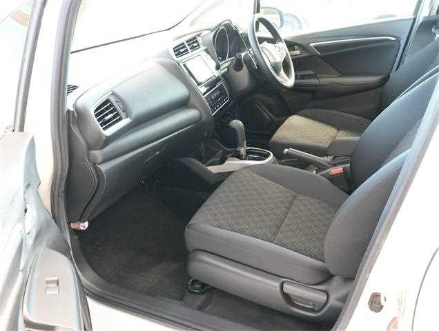 Honda Fit 2016 GS Package - Image 16