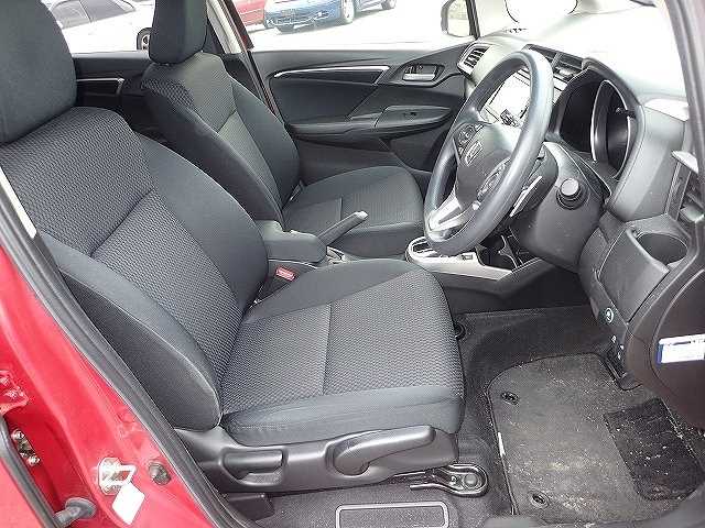 Honda Fit 2018 13G S Honda Sensing - Image 15