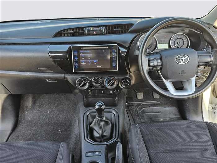 Toyota Hilux 2016 - Image 18