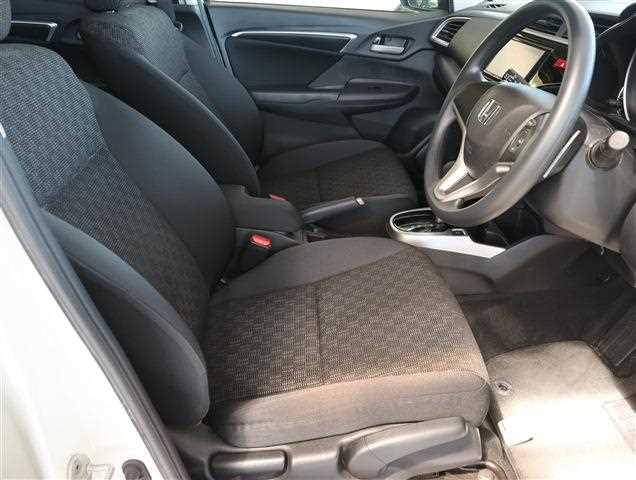 Honda Fit 2016 GS Package - Image 18