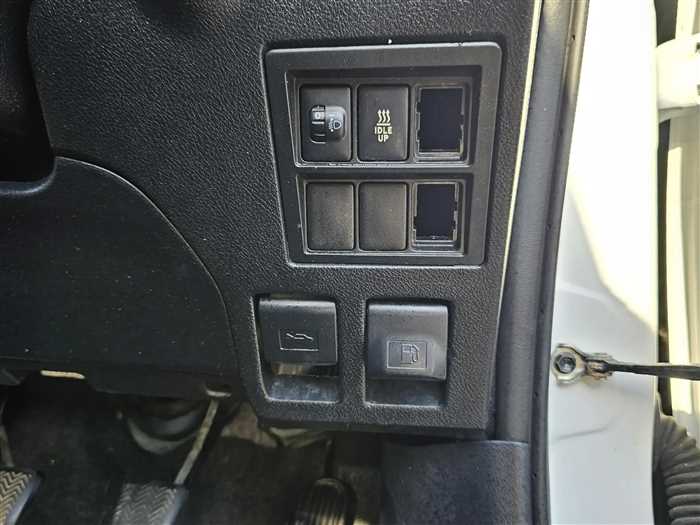 Toyota Hilux 2016 - Image 19