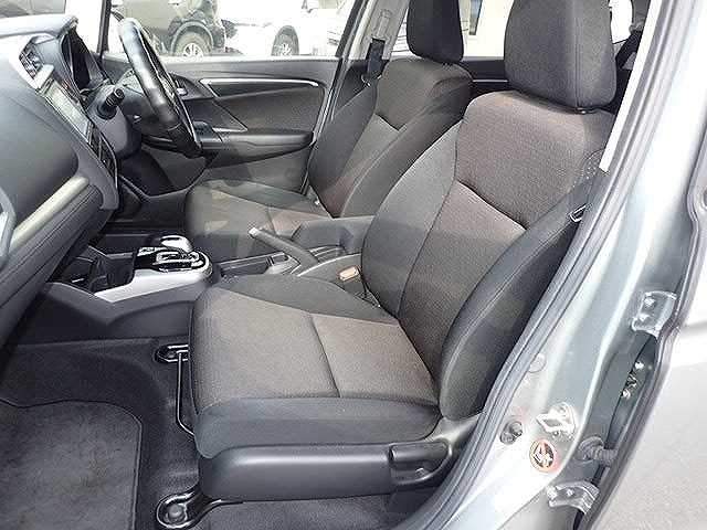 Honda Fit 2016 Hybrid F package - Image 18