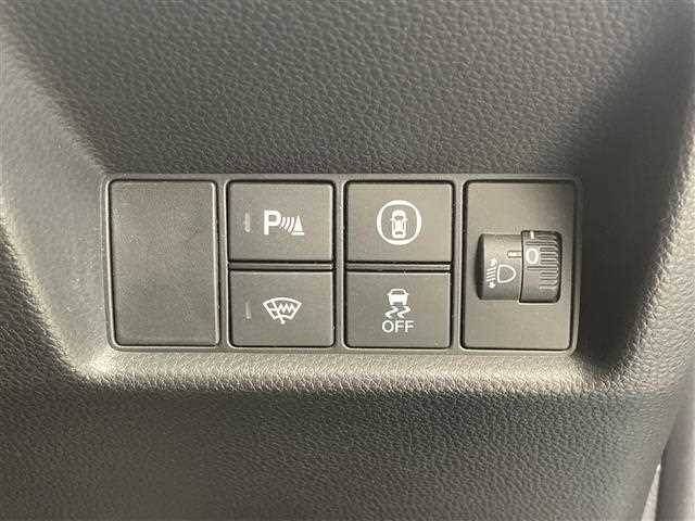 2020 Honda Fit - Image 21