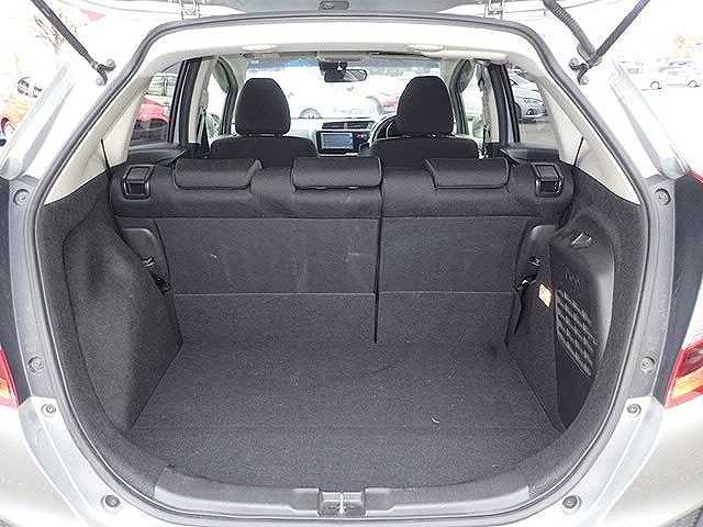 Honda Fit 2016 Hybrid F package - Image 20