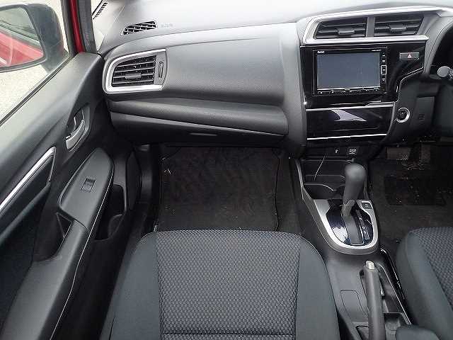 Honda Fit 2018 13G S Honda Sensing - Image 20