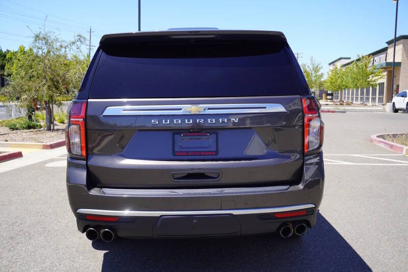 2021 Chevrolet Suburban High Country - Image 11