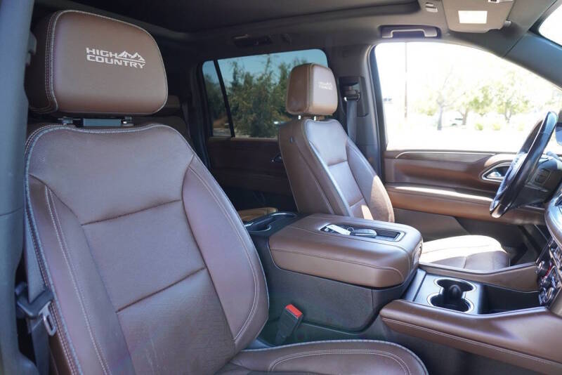 2021 Chevrolet Suburban High Country - Image 16