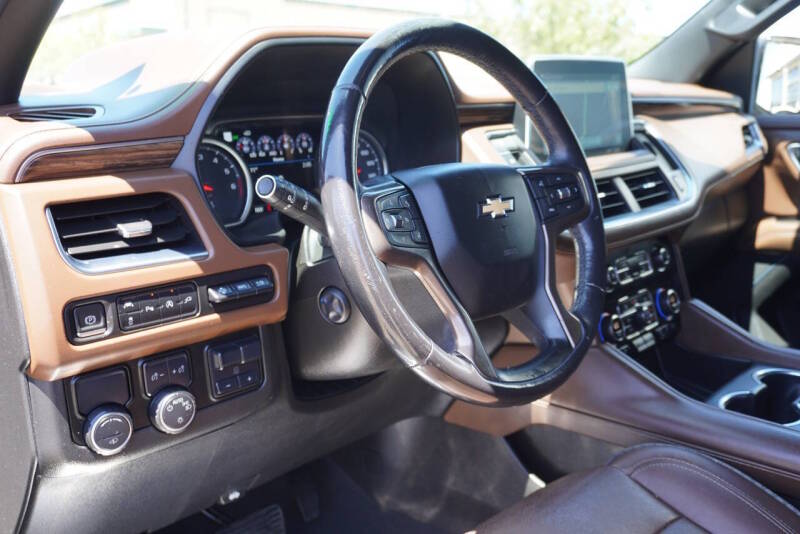 2021 Chevrolet Suburban High Country - Image 32