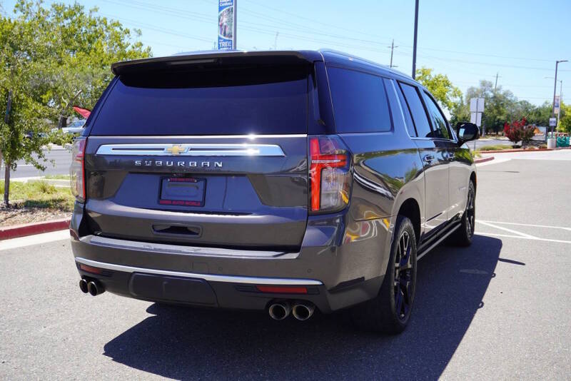 2021 Chevrolet Suburban High Country - Image 10