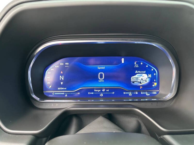 2023 Chevrolet Suburban Z71 - Image 36