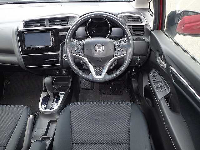 Honda Fit 2018 13G S Honda Sensing - Image 21