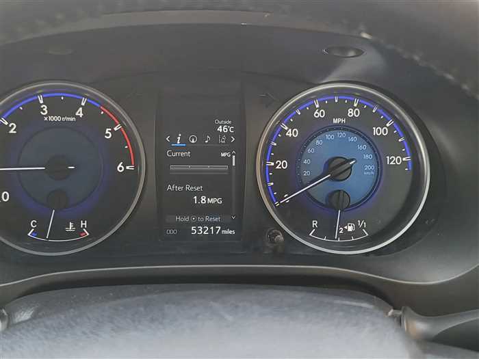 Toyota Hilux 2017 - Image 23