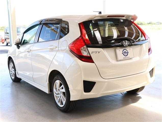 Honda Fit 2016 GS Package - Image 24