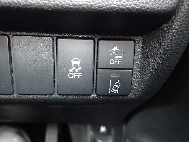 Honda Fit 2018 13G S Honda Sensing - Image 28