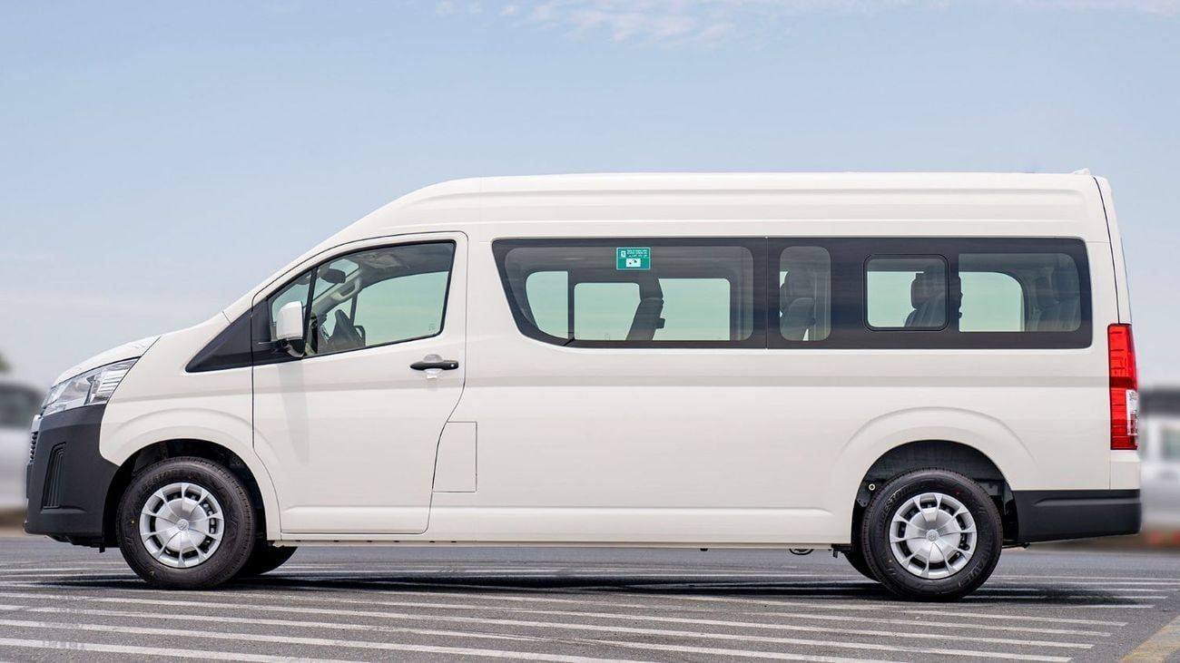 2025 Toyota Hiace GL Commuter GL High Roof 3.5L - Image 4