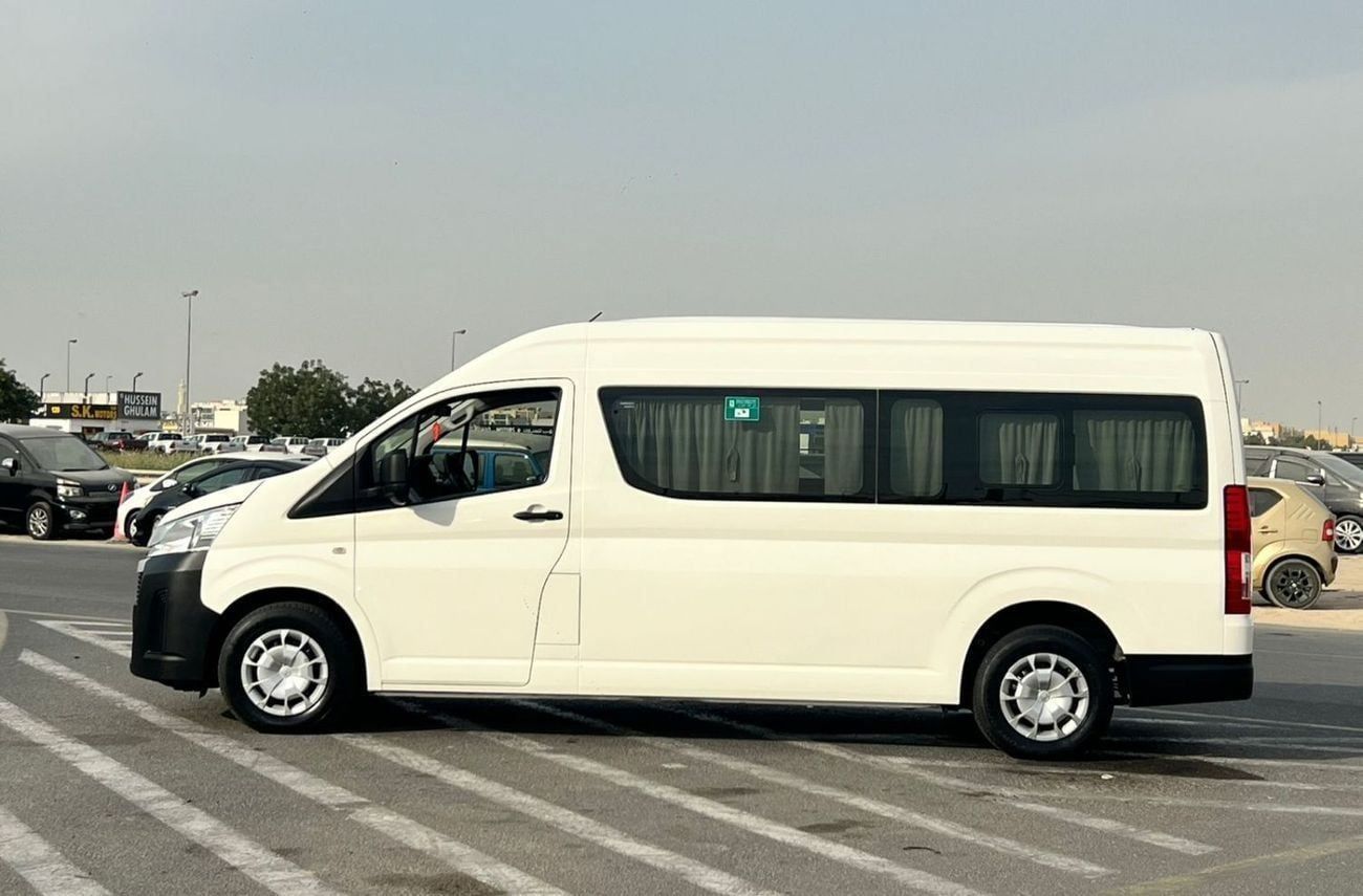 2023 Toyota Hiace GL Toyota Hiace 3.5L V6 - Image 4