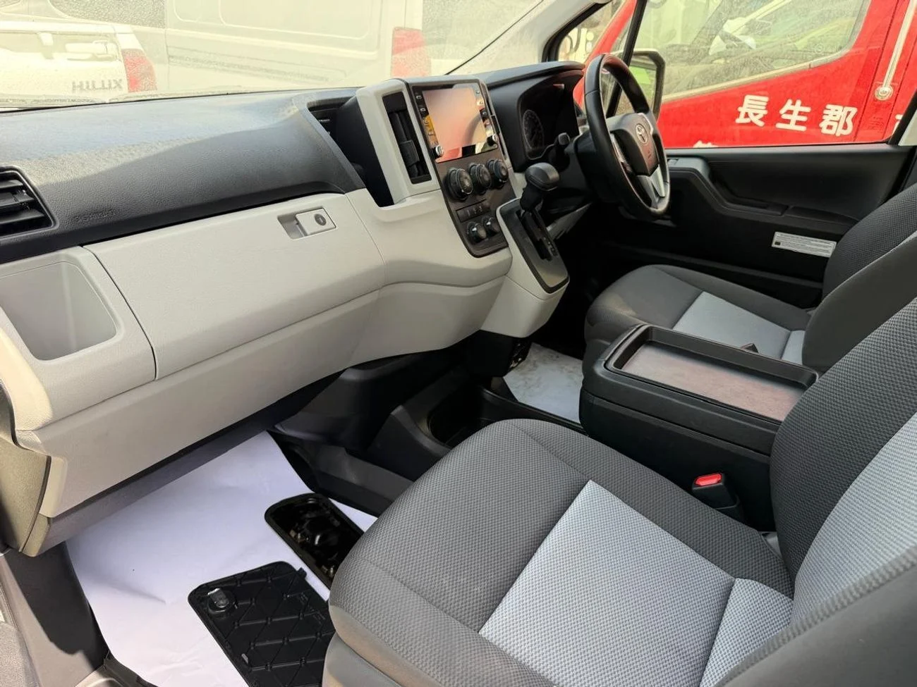 2021 Toyota Hiace GL - Image 12