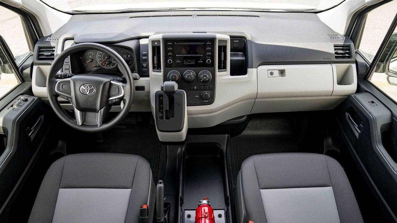 2025 Toyota Hiace GL Commuter GL High Roof 3.5L - Image 12