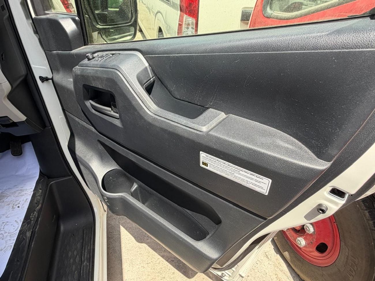 2021 Toyota Hiace GL - Image 15