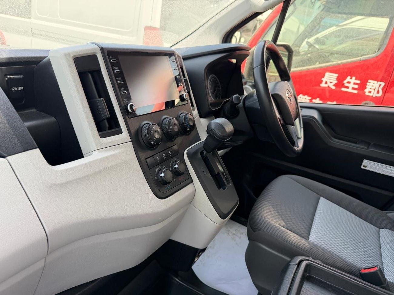 2021 Toyota Hiace GL - Image 10