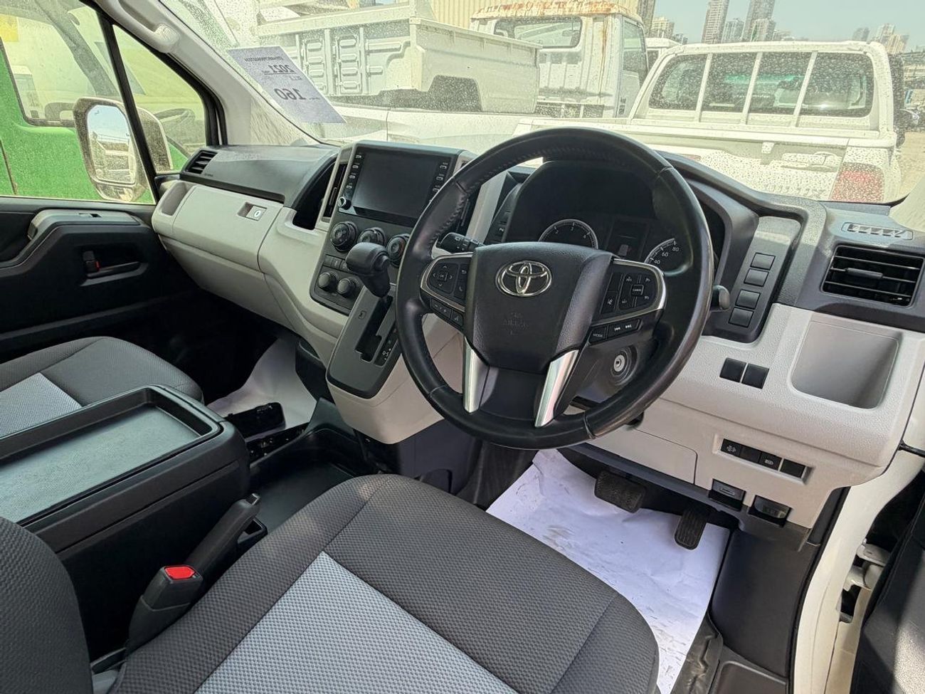 2021 Toyota Hiace GL - Image 21