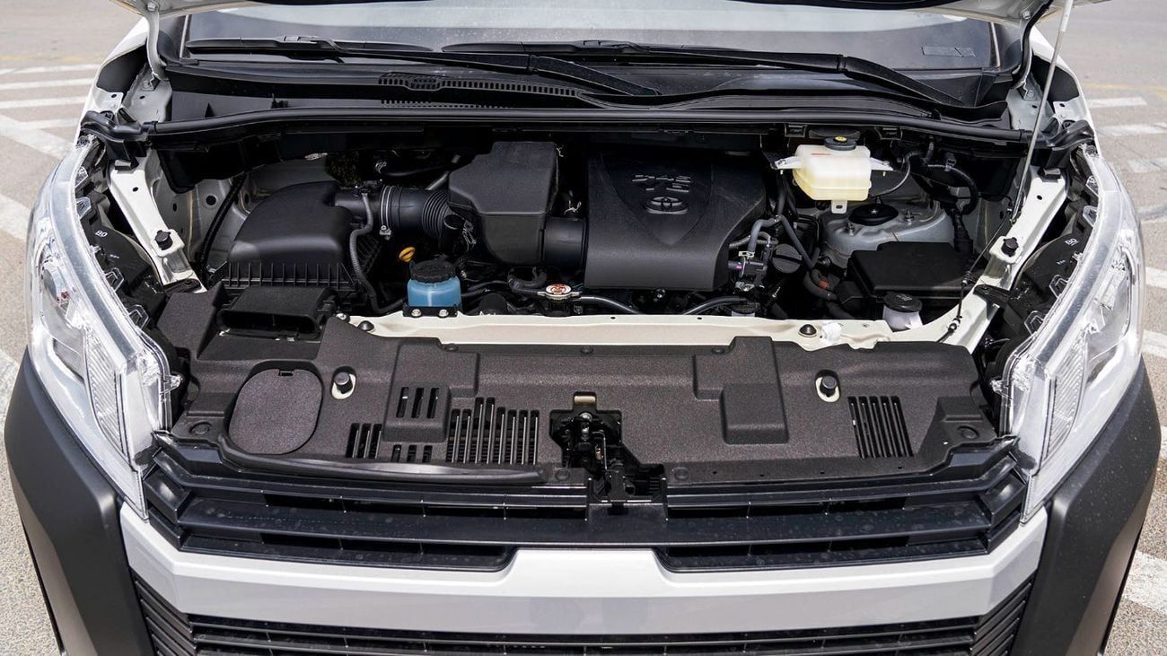 2025 Toyota Hiace GL Commuter GL High Roof 3.5L - Image 32